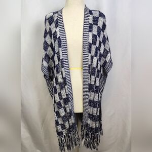 Derrik Heart Blue & White 3/4 Sleeve Sweater Kimono One Size